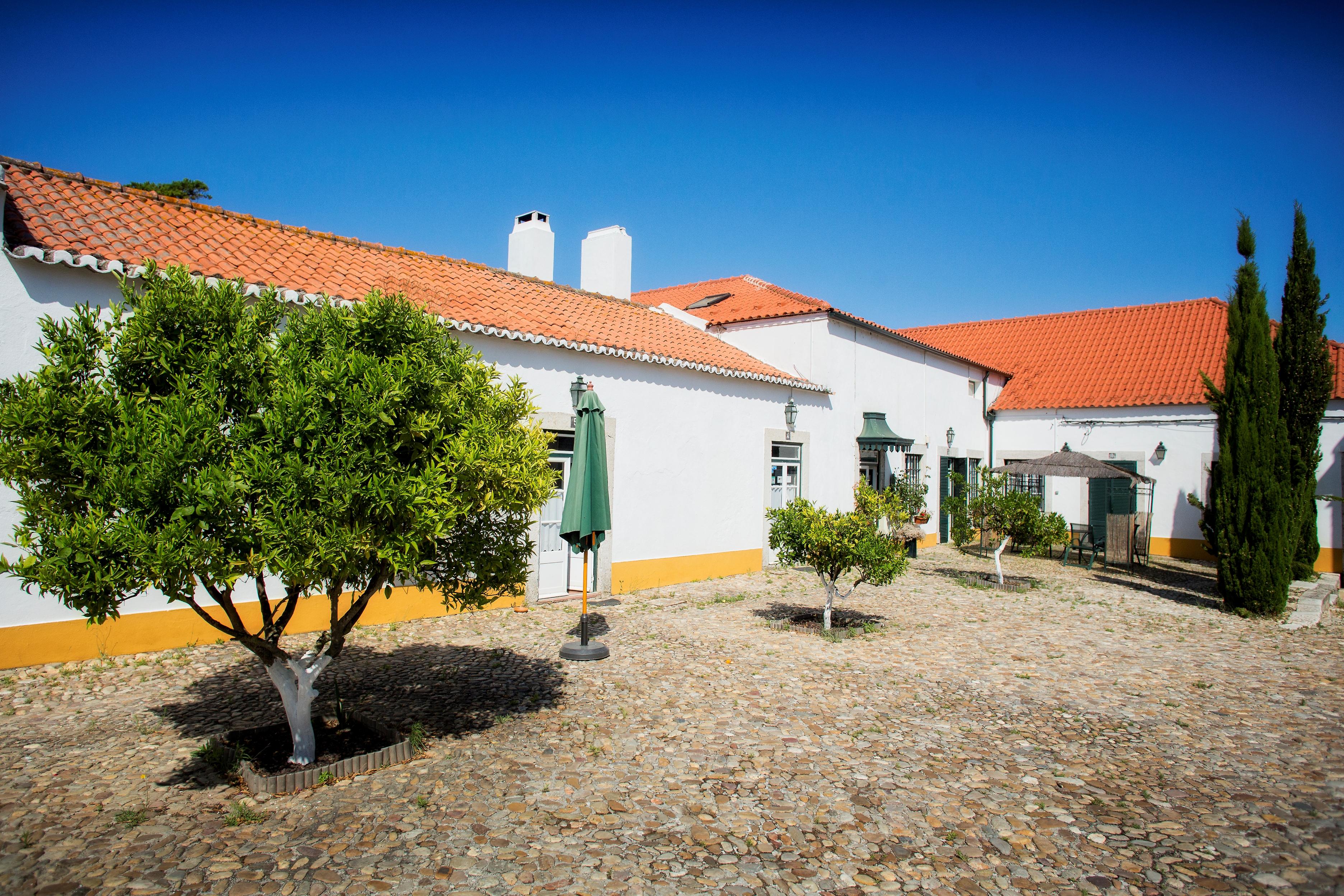 Guest house Quinta Da Fontes 4*